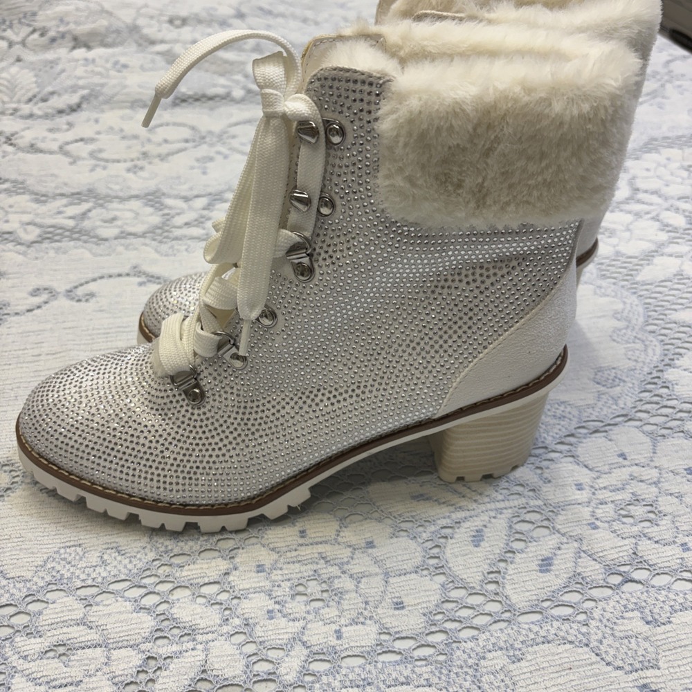 Lauren Lorraine Brianna Faux Fur Cuff Rhinestone Embellished Boot In White 9.5